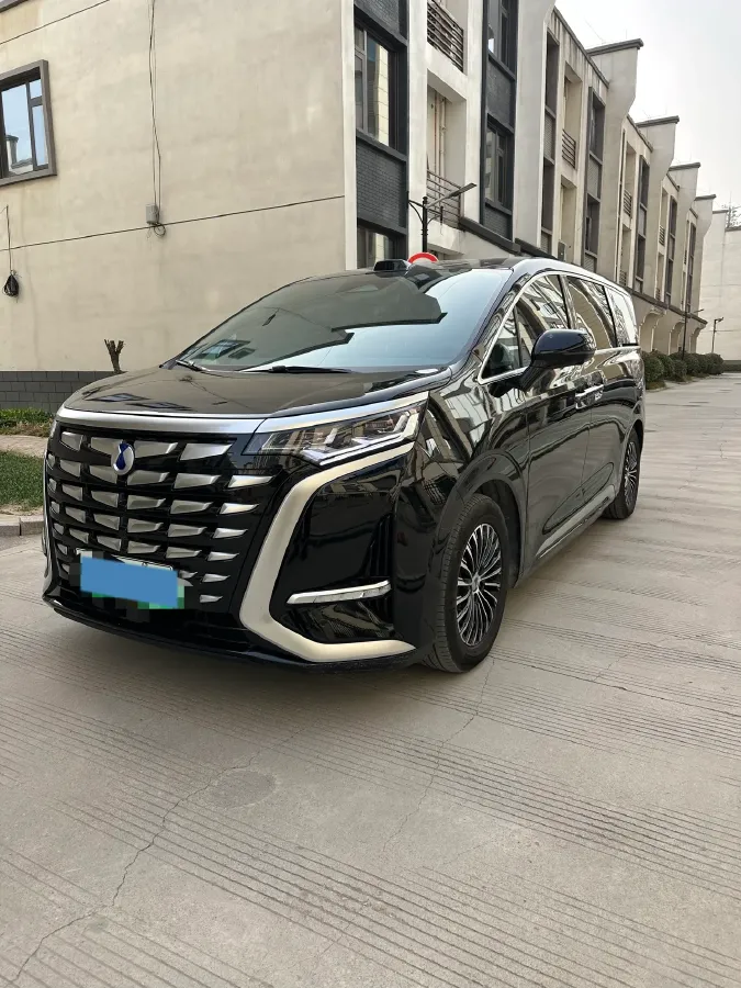 2022 HongQi HS7 3.0T 337HP V6 8AT,autocango,china used car exporter,china ev exporter,chinese used car exporter,chinese used ev exporter