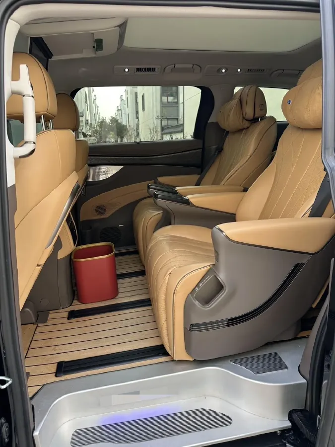 2022 HongQi HS7 3.0T 337HP V6 8AT,autocango,china used car exporter,china ev exporter,chinese used car exporter,chinese used ev exporter