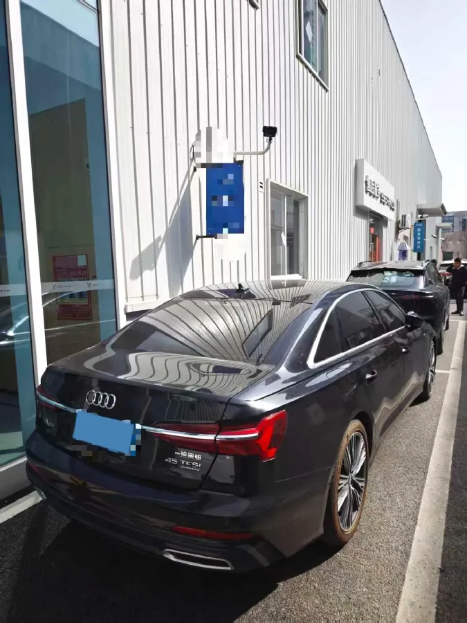 2021 Audi A6L 2.0T 224HP L4 7DCT,autocango,china used car exporter,china ev exporter,chinese used car exporter,chinese used ev exporter