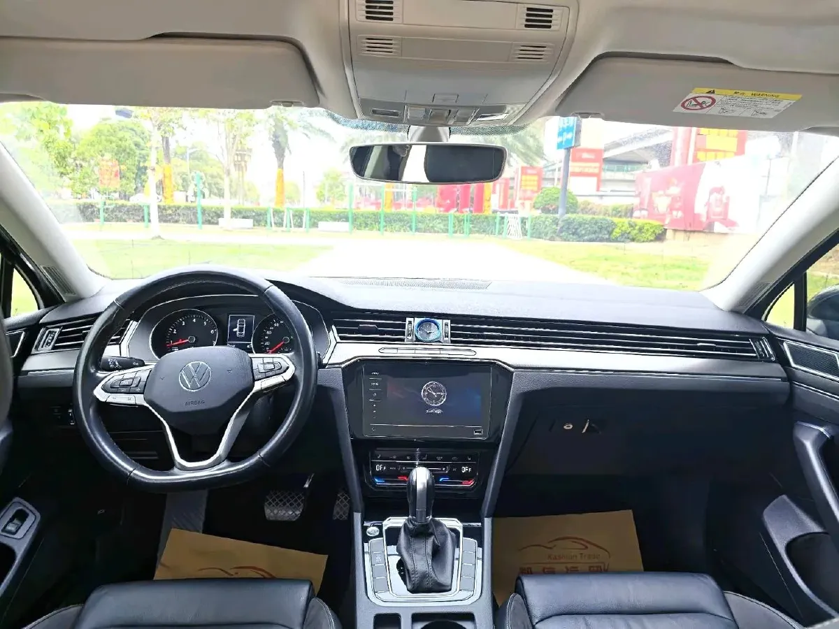 2020 Volkswagen Magotan 2.0T 186HP L4 7DCT,autocango,china used car exporter,china ev exporter,chinese used car exporter,chinese used ev exporter