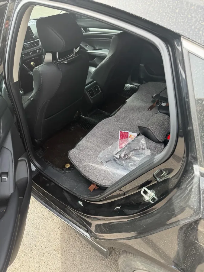 2021 Honda Accord 1.5T 194HP L4 CVT,autocango,china used car exporter,china ev exporter,chinese used car exporter,chinese used ev exporter