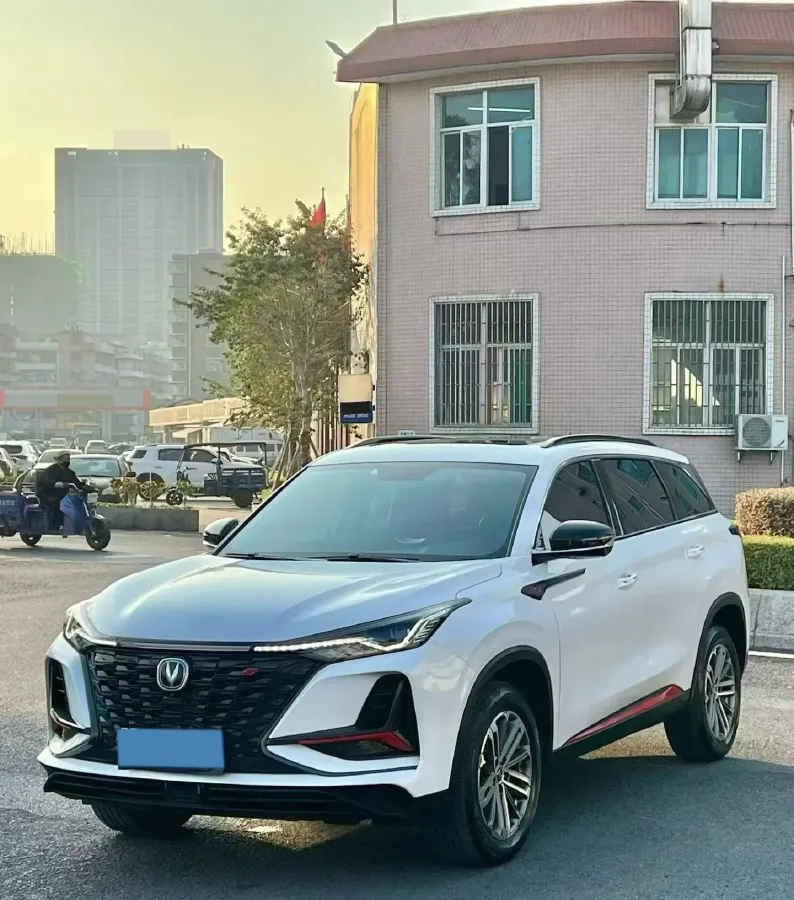 2021 ChangAn CS75 Plus 1.5T 178HP L4 6AT,autocango,china used car exporter,china ev exporter,chinese used car exporter,chinese used ev exporter