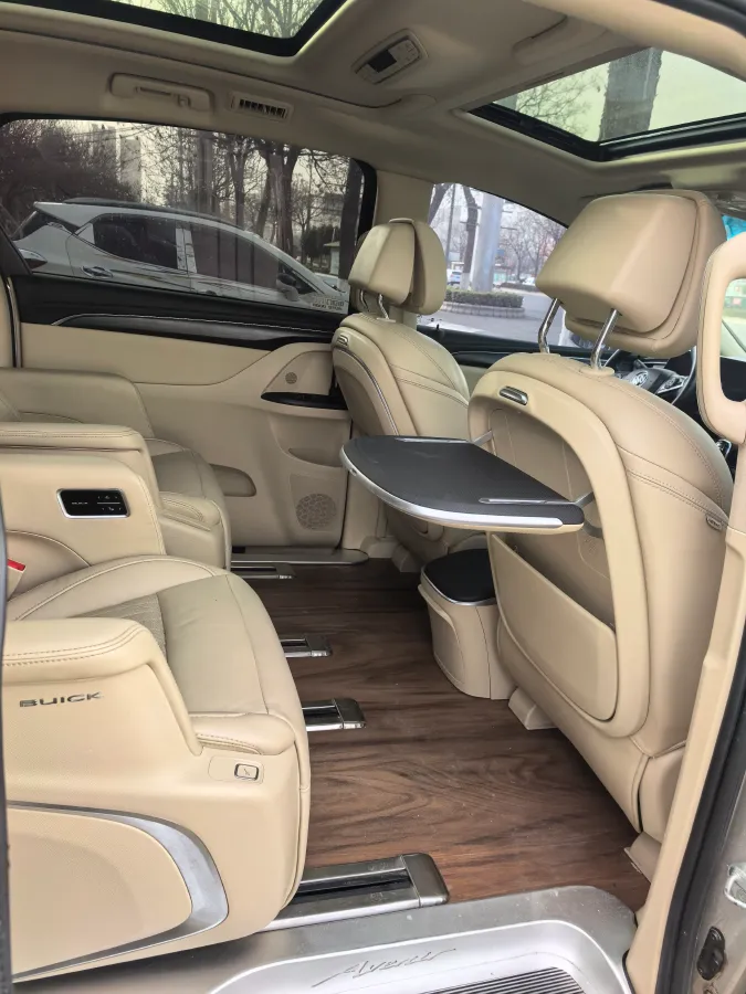 2022 Buick GL8 2.0T 237HP L4 9AT,autocango,china used car exporter,china ev exporter,chinese used car exporter,chinese used ev exporter