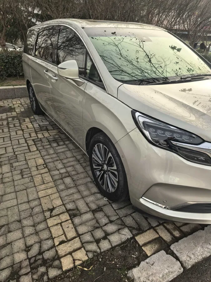 2022 Buick GL8 2.0T 237HP L4 9AT,autocango,china used car exporter,china ev exporter,chinese used car exporter,chinese used ev exporter