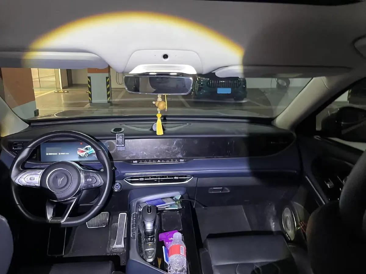 2021 Voyah FREE Range Extended 109HP REEV 33KWH,autocango,china used car exporter,china ev exporter,chinese used car exporter,chinese used ev exporter