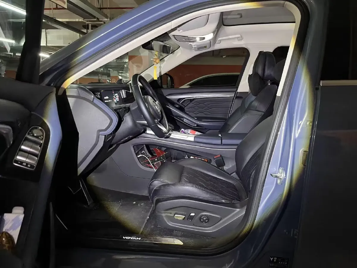 2021 Voyah FREE Range Extended 109HP REEV 33KWH,autocango,china used car exporter,china ev exporter,chinese used car exporter,chinese used ev exporter