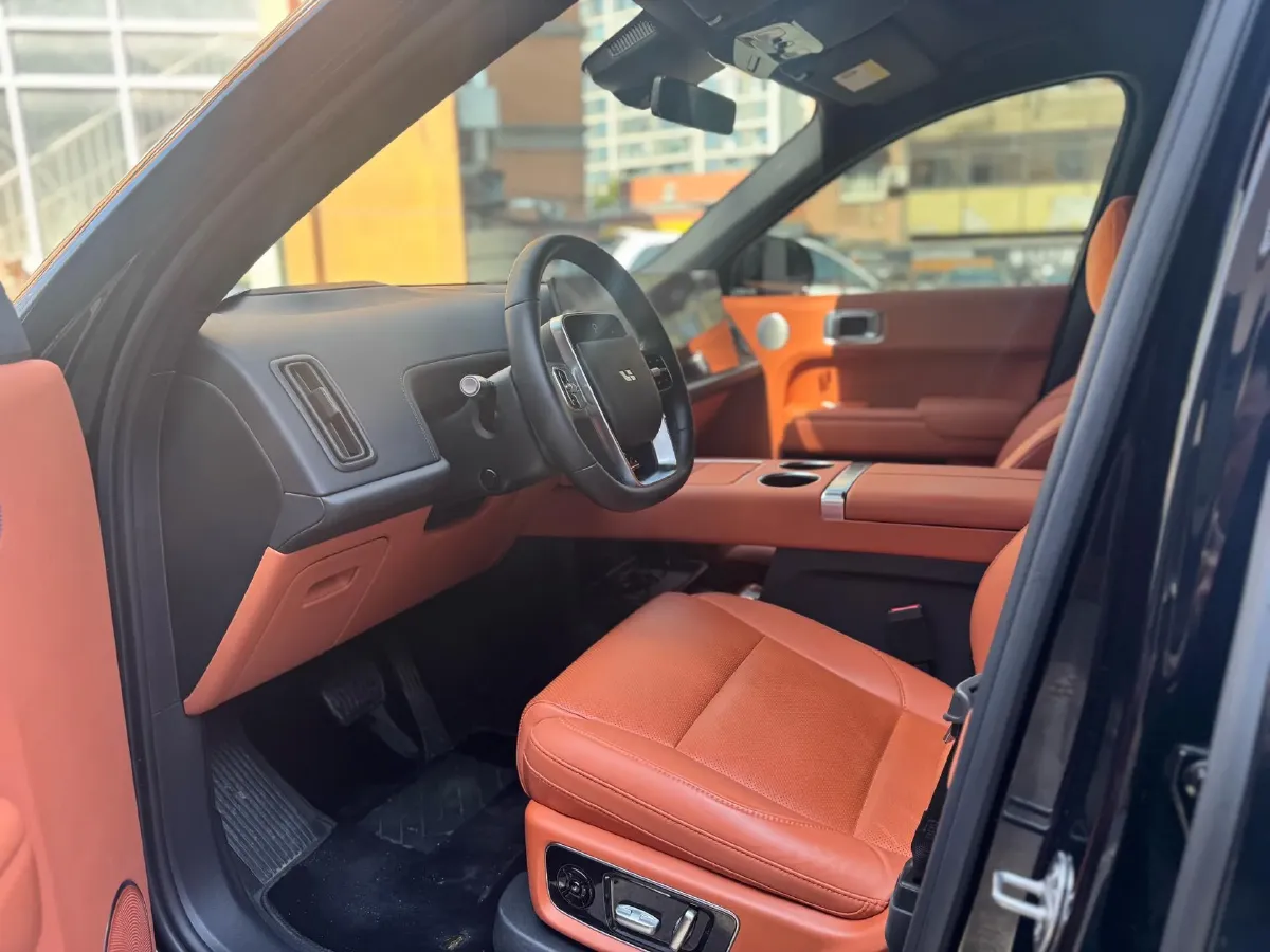 2024 Toyota Granvia 2.5L 189HP L4 E-CVT Hybrid,autocango,china used car exporter,china ev exporter,chinese used car exporter,chinese used ev exporter