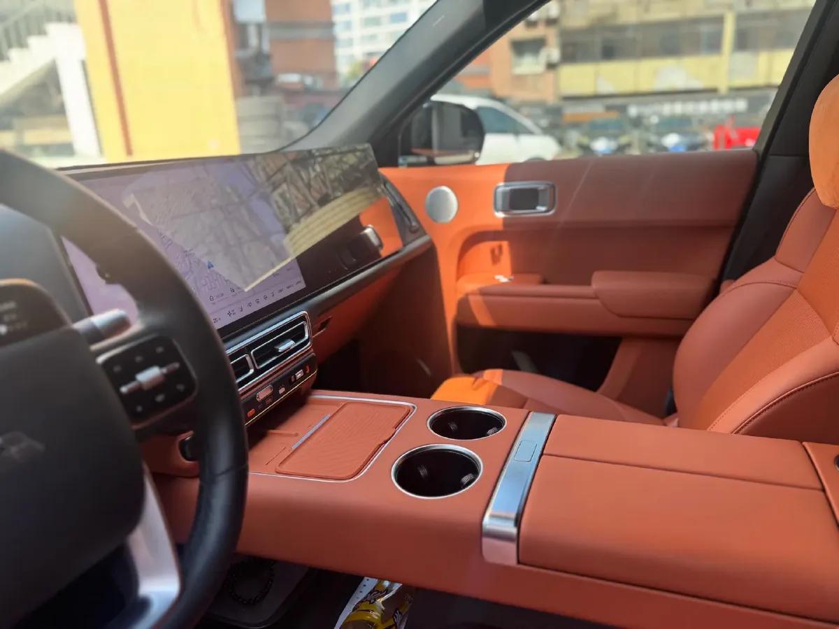 2024 Toyota Granvia 2.5L 189HP L4 E-CVT Hybrid,autocango,china used car exporter,china ev exporter,chinese used car exporter,chinese used ev exporter