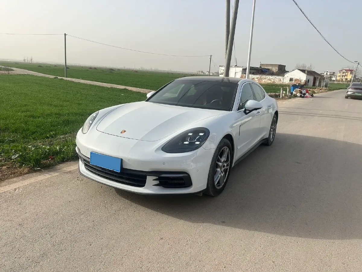 2019 Porsche Panamera 2.9T 330HP V6 8DCT,autocango,china used car exporter,china ev exporter,chinese used car exporter,chinese used ev exporter