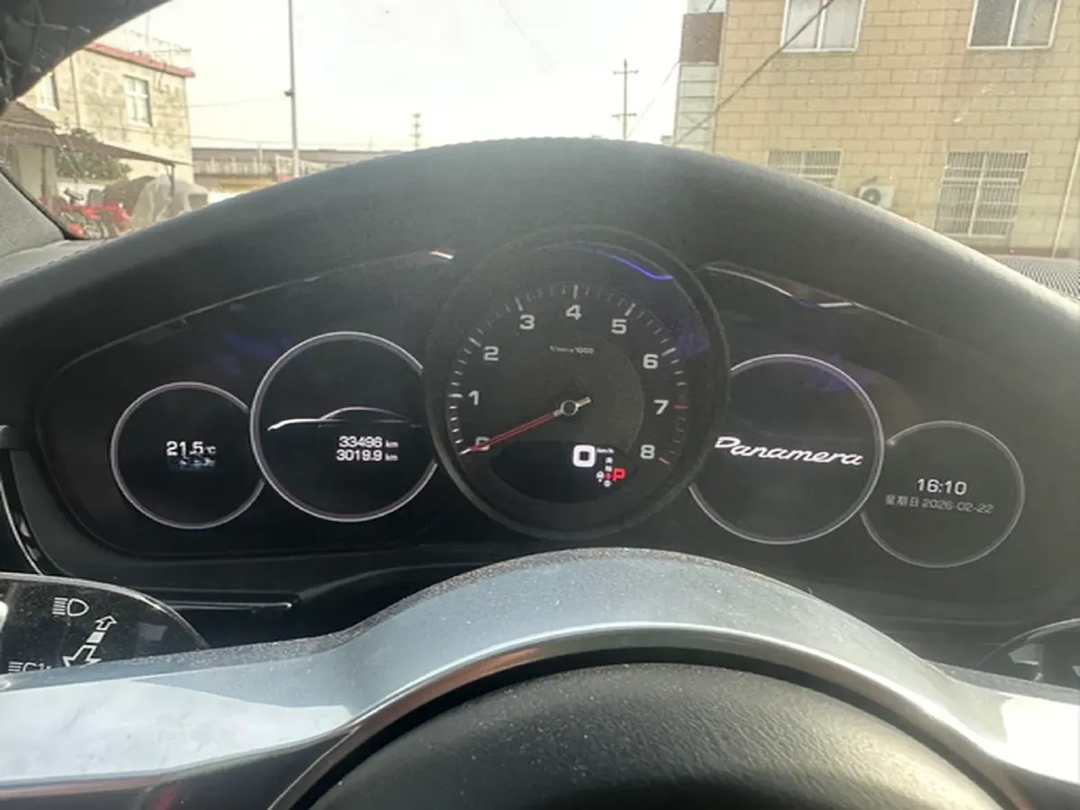 2019 Porsche Panamera 2.9T 330HP V6 8DCT,autocango,china used car exporter,china ev exporter,chinese used car exporter,chinese used ev exporter