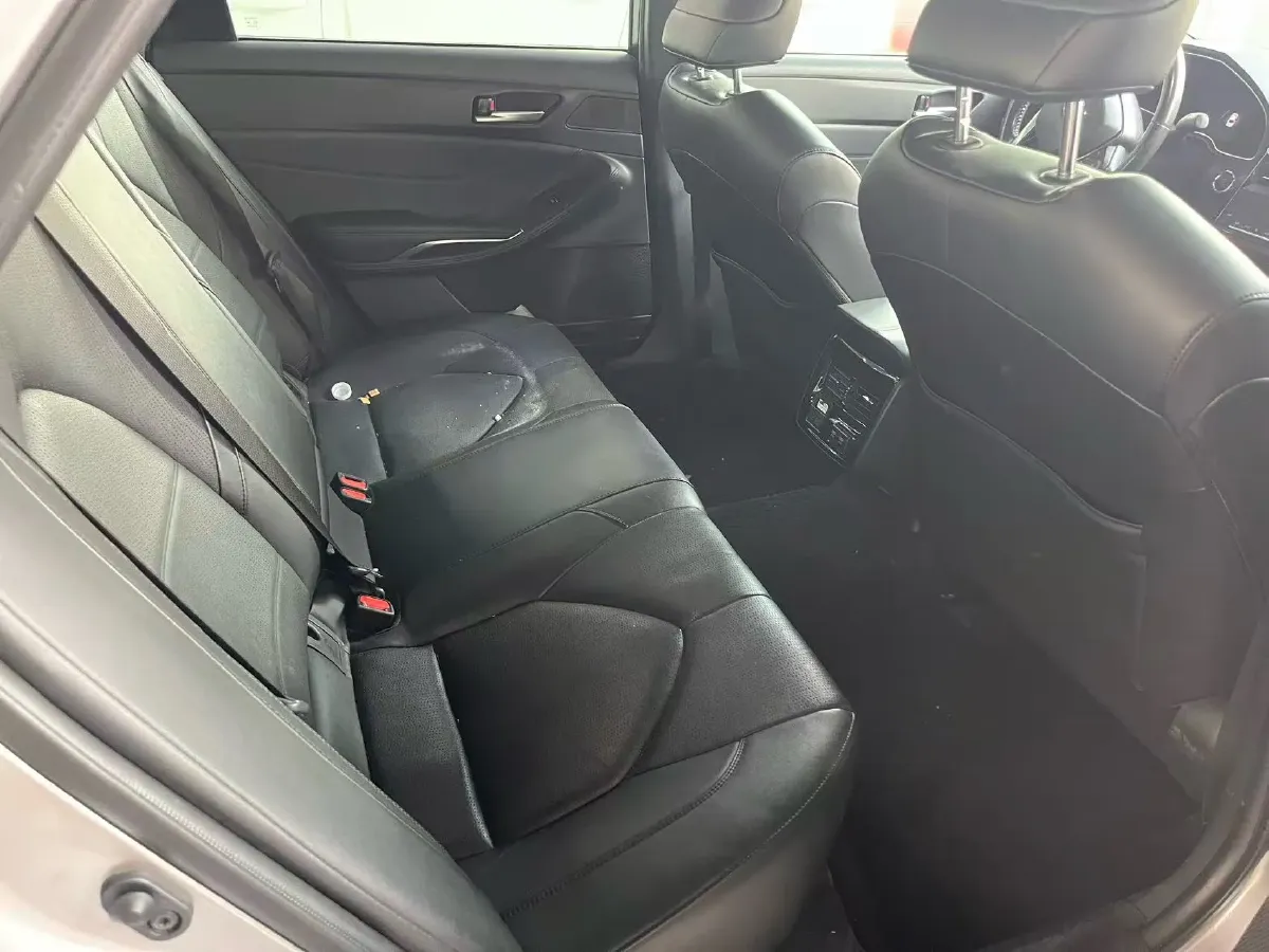 2019 Toyota Avalon 2.0L 178HP L4 CVT,autocango,china used car exporter,china ev exporter,chinese used car exporter,chinese used ev exporter