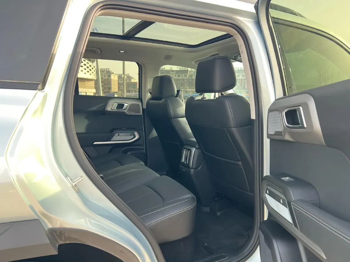 2025 FangChengBao Tai 3 BEV,autocango,china used car exporter,china ev exporter,chinese used car exporter,chinese used ev exporter