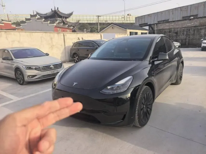2022 Tesla Model Y BEV 60KWH,autocango,china used car exporter,china ev exporter,chinese used car exporter,chinese used ev exporter
