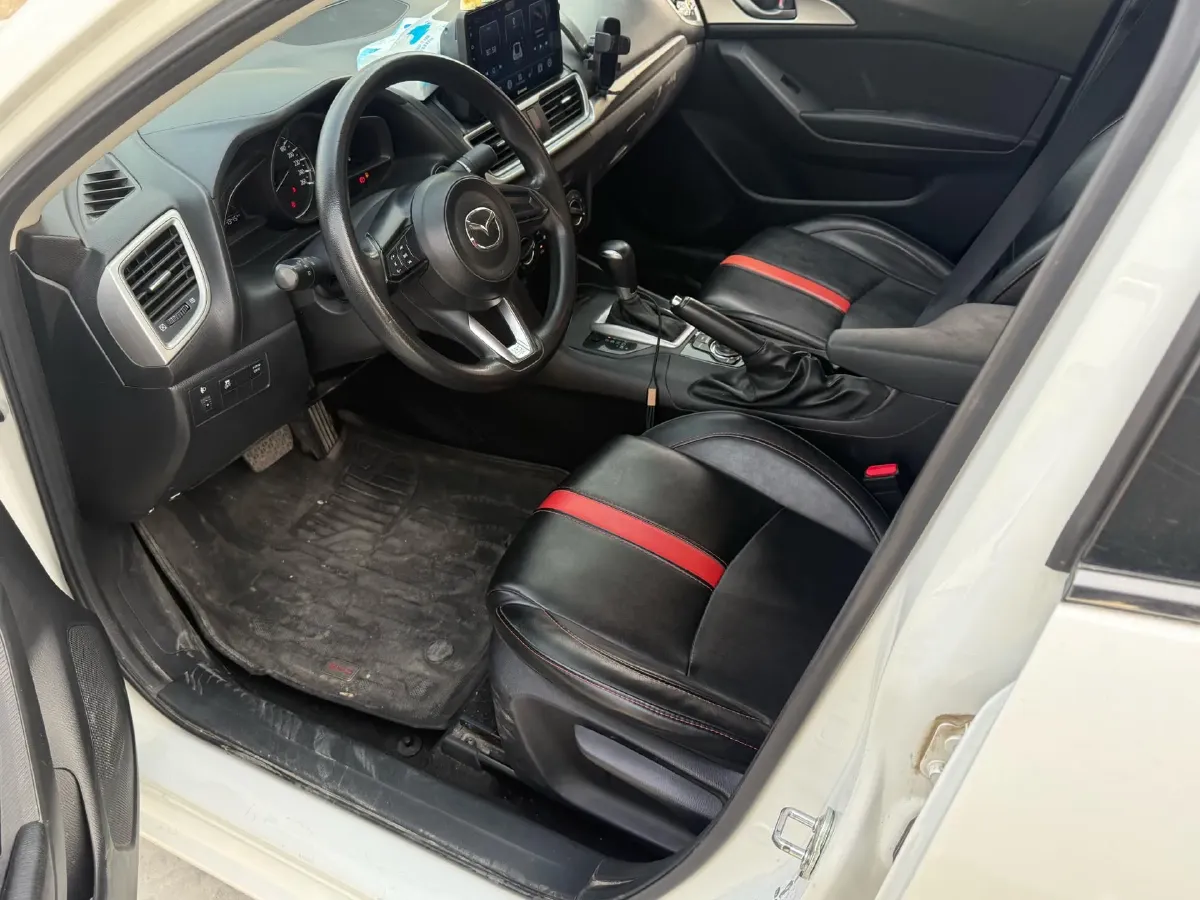 2017 Mazda 3 Axela 1.5L 117HP L4 6AT,autocango,china used car exporter,china ev exporter,chinese used car exporter,chinese used ev exporter