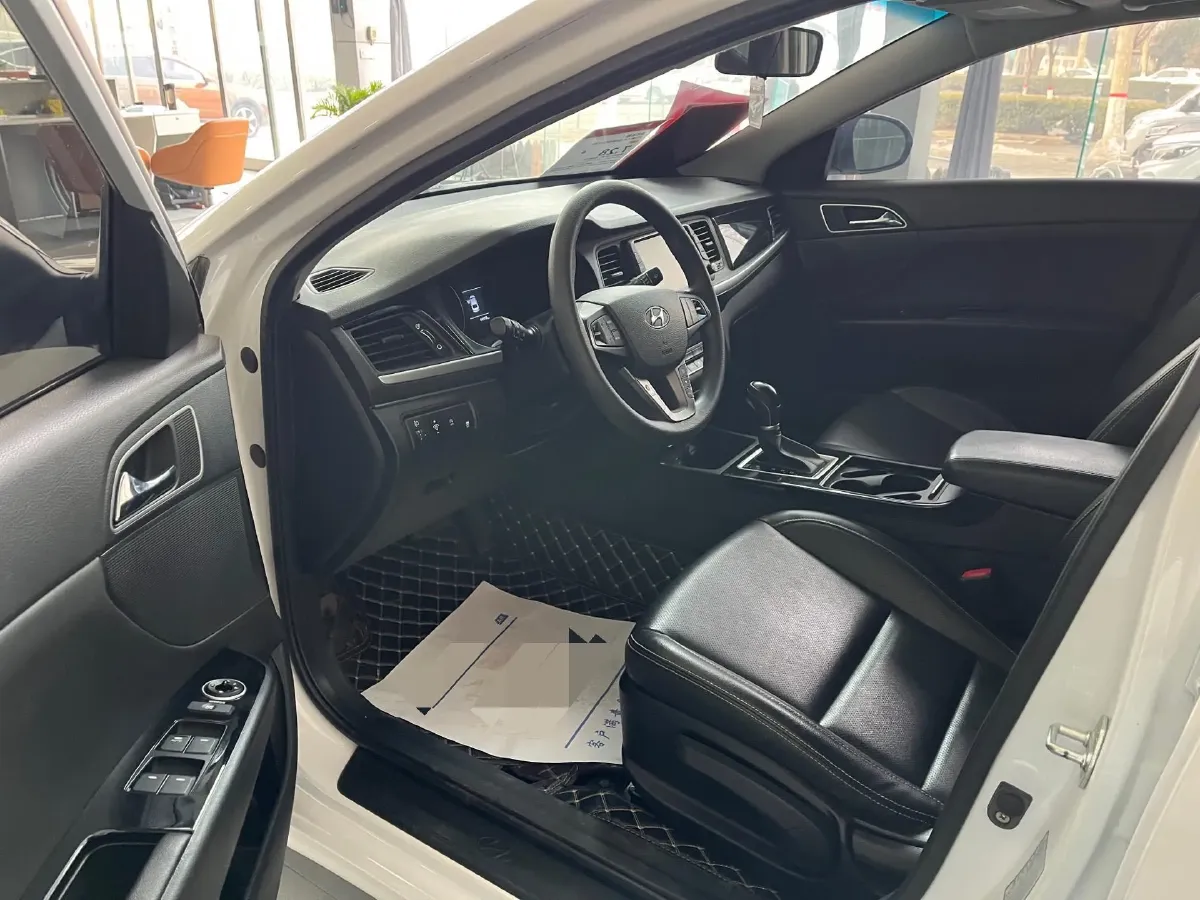 2019 Hyundai Mistra 1.6T 175HP L4 7DCT,autocango,china used car exporter,china ev exporter,chinese used car exporter,chinese used ev exporter