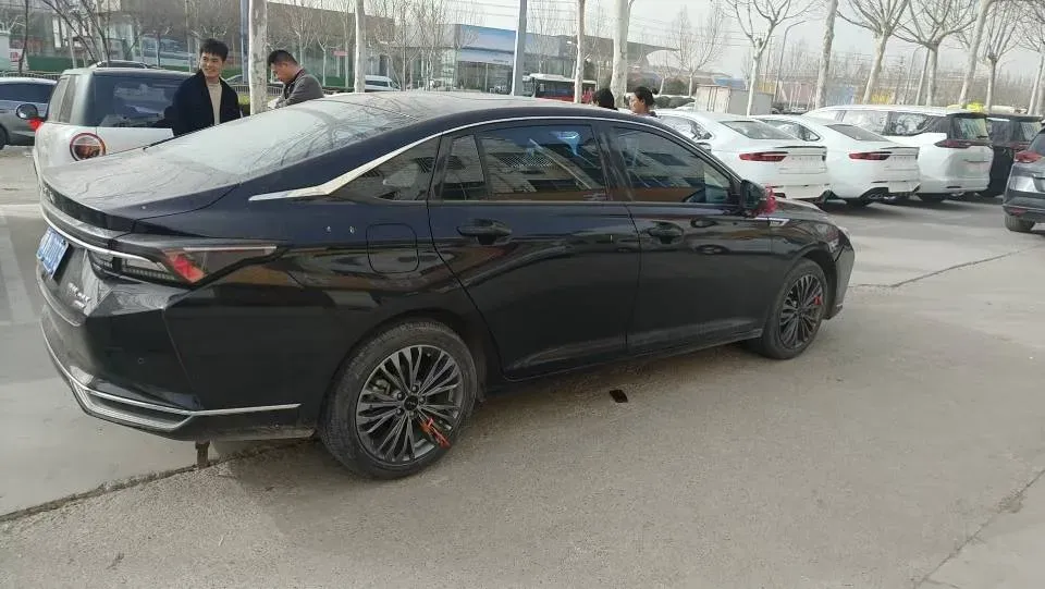 2024 DongFeng Aeolus YiXuan MAX 1.5T 197HP L4 7DCT,autocango,china used car exporter,china ev exporter,chinese used car exporter,chinese used ev exporter