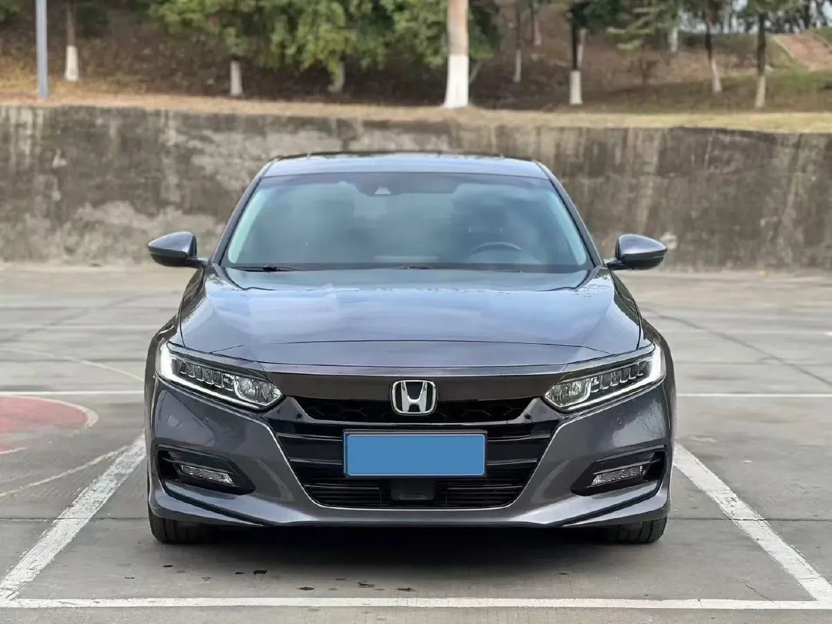 2021 Honda Accord 1.5T 194HP L4 CVT,autocango,china used car exporter,china ev exporter,chinese used car exporter,chinese used ev exporter