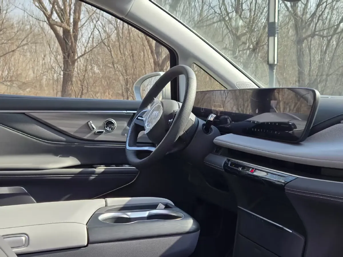 2026 Buick GL8 2.0T 237HP L4 9AT,autocango,china used car exporter,china ev exporter,chinese used car exporter,chinese used ev exporter