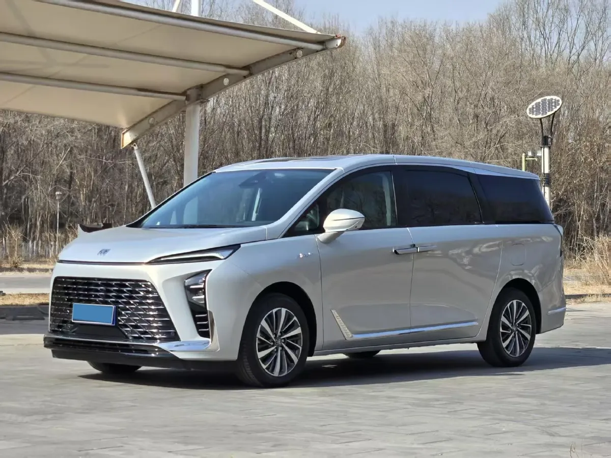 2026 Buick GL8 2.0T 237HP L4 9AT,autocango,china used car exporter,china ev exporter,chinese used car exporter,chinese used ev exporter