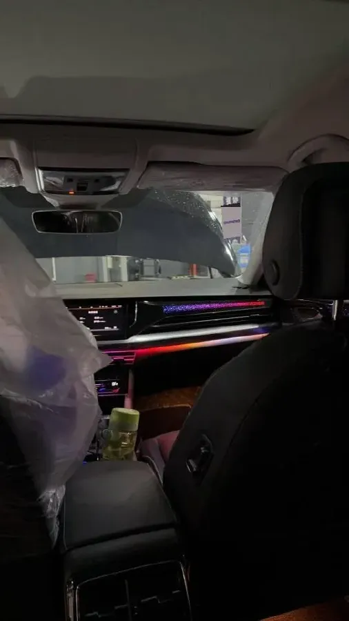 2022 Volkswagen Passat 2.0T 220HP L4 7DCT,autocango,china used car exporter,china ev exporter,chinese used car exporter,chinese used ev exporter