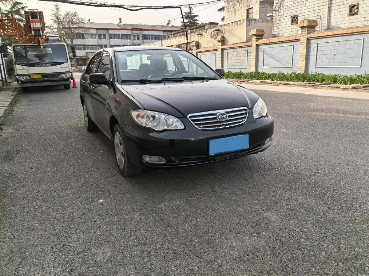 2013 FAW Vita V5 1.5L 102HP L4 5MT,autocango,china used car exporter,china ev exporter,chinese used car exporter,chinese used ev exporter