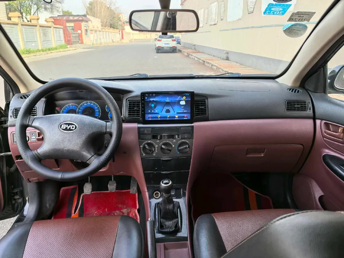 2013 FAW Vita V5 1.5L 102HP L4 5MT,autocango,china used car exporter,china ev exporter,chinese used car exporter,chinese used ev exporter