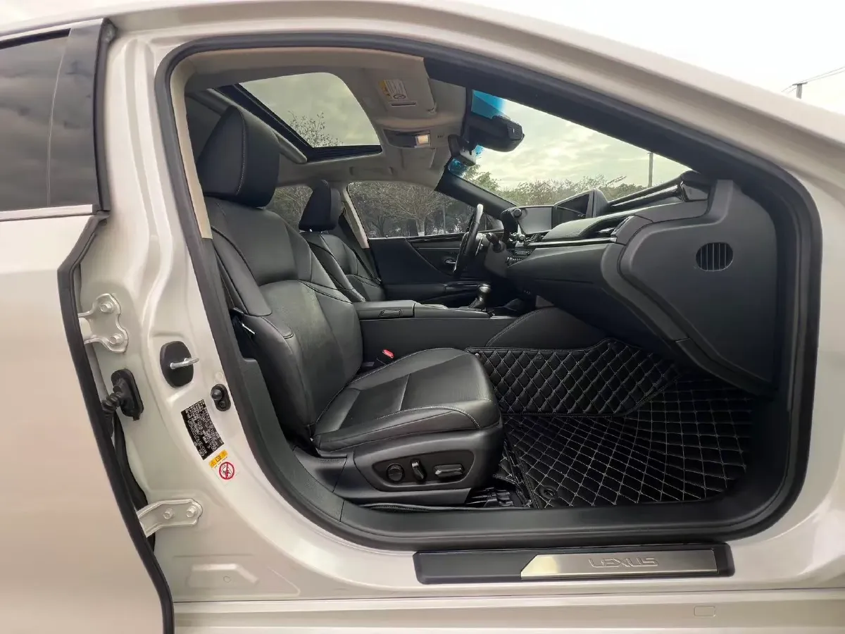 2018 Lexus ES 2.0L 173HP L4 CVT,autocango,china used car exporter,china ev exporter,chinese used car exporter,chinese used ev exporter