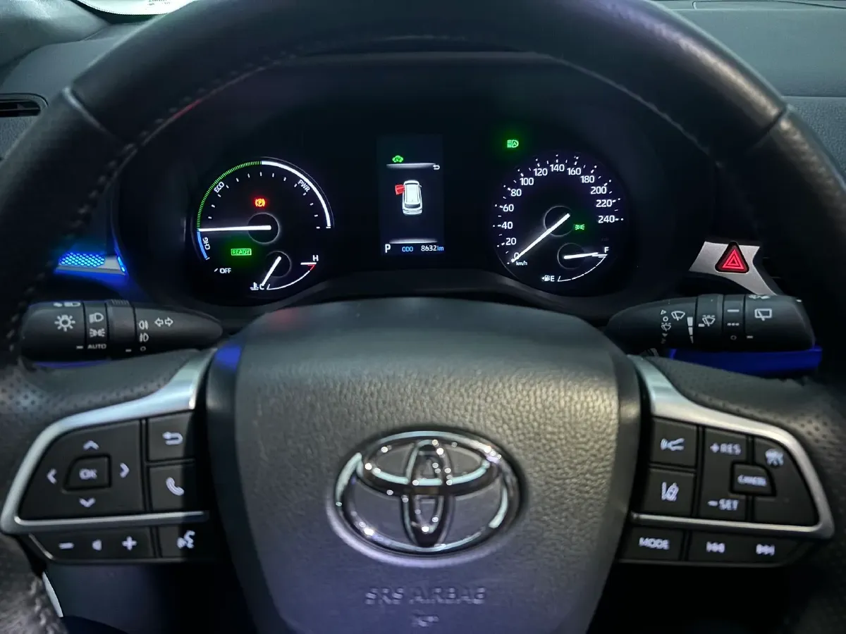 2024 Toyota Sienna 2.5L 189HP L4 E-CVT Hybrid,autocango,china used car exporter,china ev exporter,chinese used car exporter,chinese used ev exporter