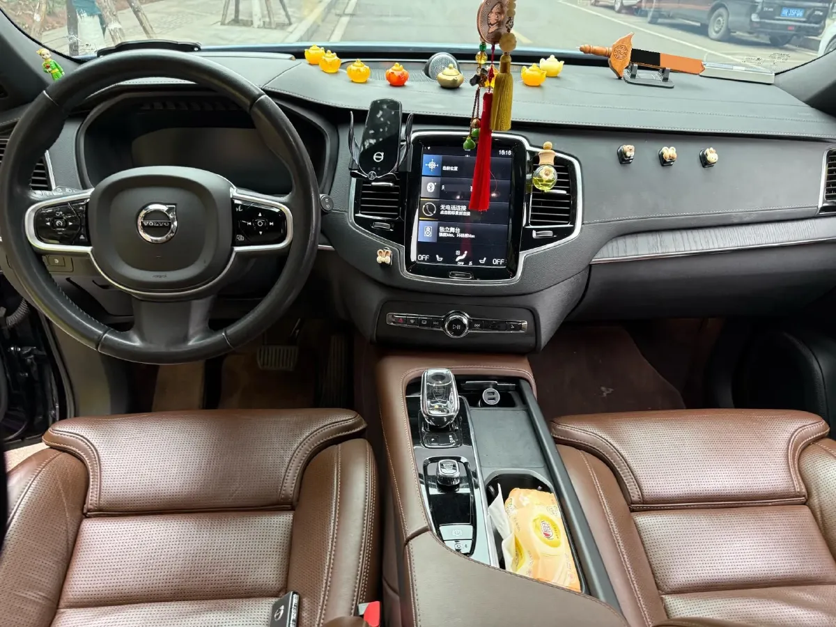 2022 Volvo XC90 PHEV 2.0T 310HP L4 8AT PHEV 18.8KWH,autocango,china used car exporter,china ev exporter,chinese used car exporter,chinese used ev exporter