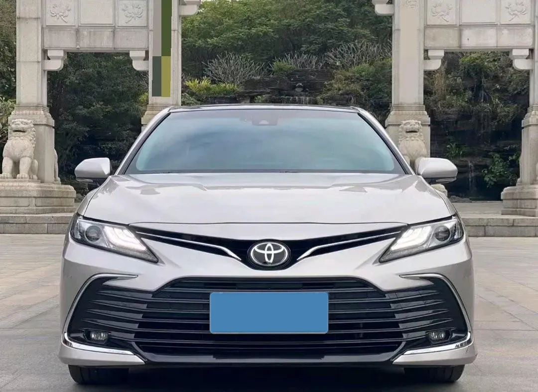 2021 Toyota Camry 2.5L 209HP L4 8AT,autocango,china used car exporter,china ev exporter,chinese used car exporter,chinese used ev exporter