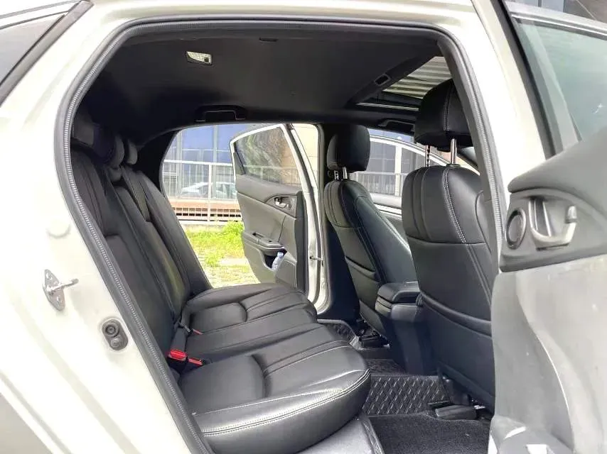 2021 Honda Civic 1.5T 177HP L4 CVT,autocango,china used car exporter,china ev exporter,chinese used car exporter,chinese used ev exporter