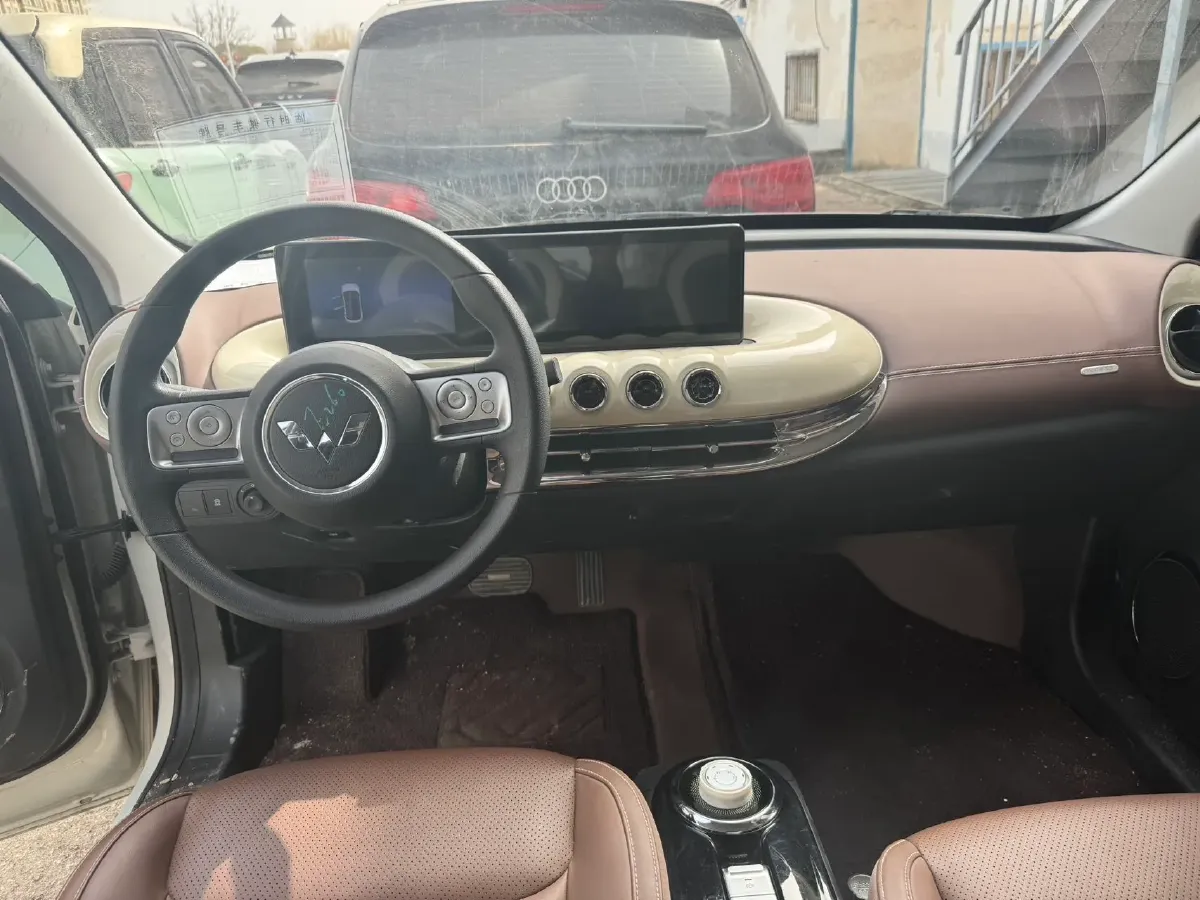 2023 WuLing BinGuo BEV 31.9KWH,autocango,china used car exporter,china ev exporter,chinese used car exporter,chinese used ev exporter