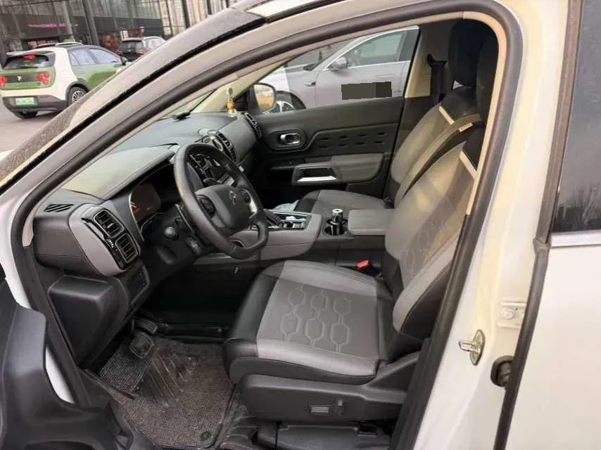 2019 Citroen C5 Aircross 1.6T 170HP L4 6AT,autocango,china used car exporter,china ev exporter,chinese used car exporter,chinese used ev exporter