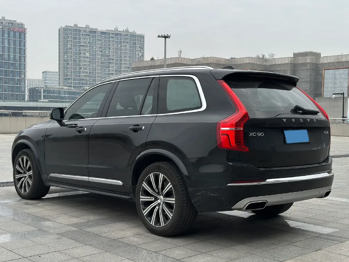 2020 Volvo XC90 2.0T 310HP L4 8AT,autocango,china used car exporter,china ev exporter,chinese used car exporter,chinese used ev exporter