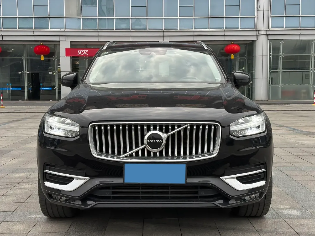2020 Volvo XC90 2.0T 310HP L4 8AT,autocango,china used car exporter,china ev exporter,chinese used car exporter,chinese used ev exporter