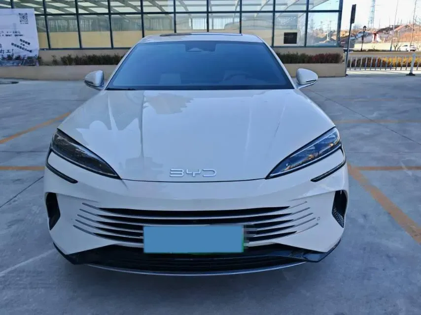 2025 BYD Seal07 DM-i 1.5L 101HP L4 E-CVT PHEV 17.6KWH,autocango,china used car exporter,china ev exporter,chinese used car exporter,chinese used ev exporter