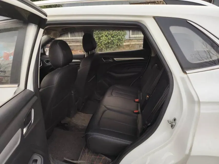 2018 Roewe RX5 1.5T 169HP L4 6MT,autocango,china used car exporter,china ev exporter,chinese used car exporter,chinese used ev exporter