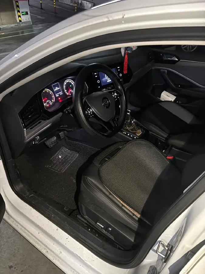 2019 Luxgen Grand 7 MPV 2.0T 188HP L4 6AT,autocango,china used car exporter,china ev exporter,chinese used car exporter,chinese used ev exporter