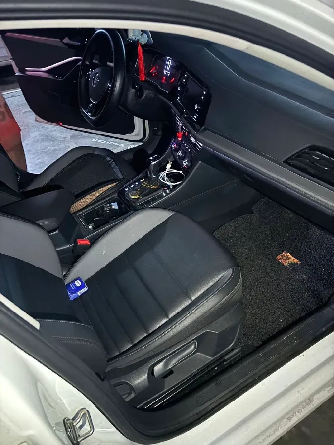 2019 Luxgen Grand 7 MPV 2.0T 188HP L4 6AT,autocango,china used car exporter,china ev exporter,chinese used car exporter,chinese used ev exporter