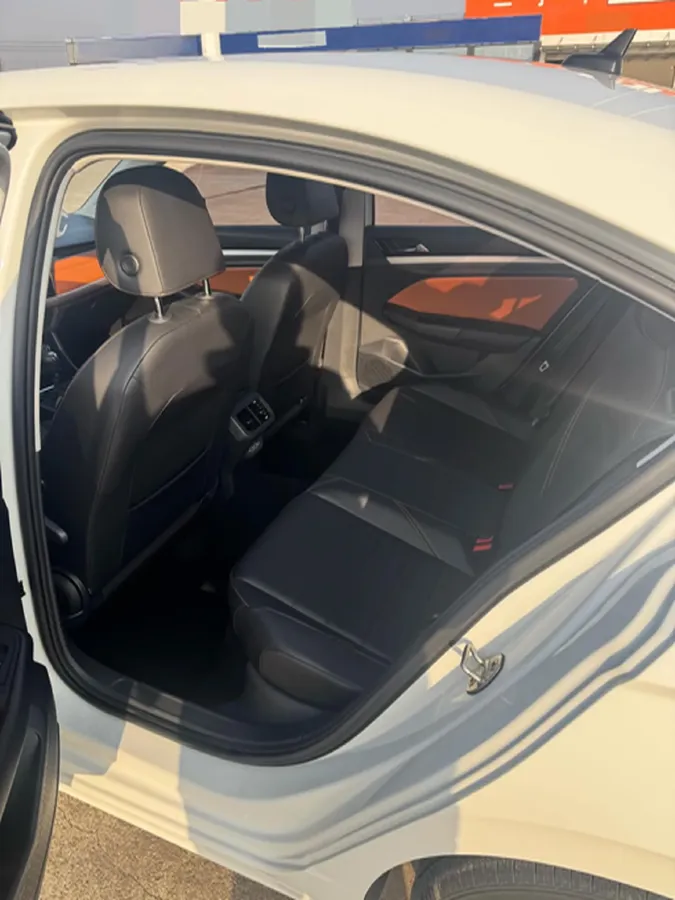 2023 Volkswagen Bora 1.2T 116HP L4 7DCT,autocango,china used car exporter,china ev exporter,chinese used car exporter,chinese used ev exporter