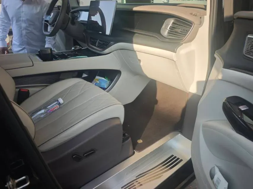 2022 Mercedes-Benz GLC Class 2.0T 197HP L4 9AT,autocango,china used car exporter,china ev exporter,chinese used car exporter,chinese used ev exporter