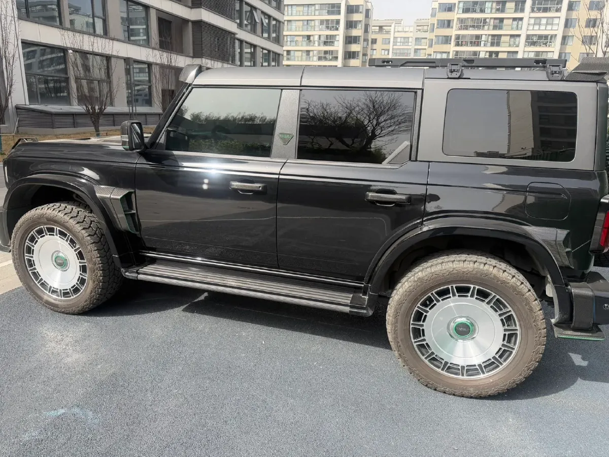 2024 Mansory Bronco 2.3T 275HP L4 10AT,autocango,china used car exporter,china ev exporter,chinese used car exporter,chinese used ev exporter