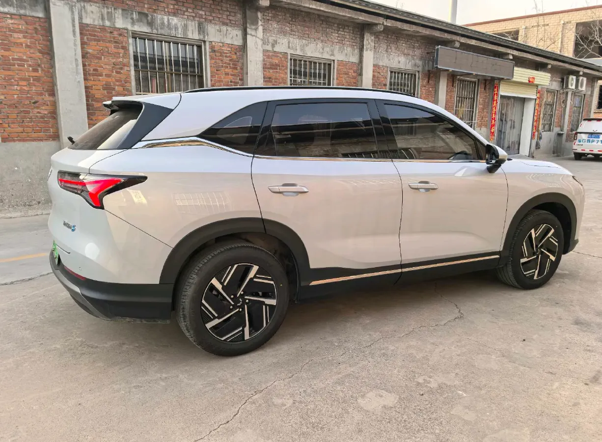 2024 WuLing XingGuangS BEV 60KWH,autocango,china used car exporter,china ev exporter,chinese used car exporter,chinese used ev exporter