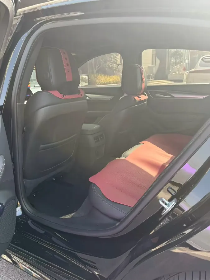 2025 Cadillac CT5 2.0T 237HP L4 10AT,autocango,china used car exporter,china ev exporter,chinese used car exporter,chinese used ev exporter