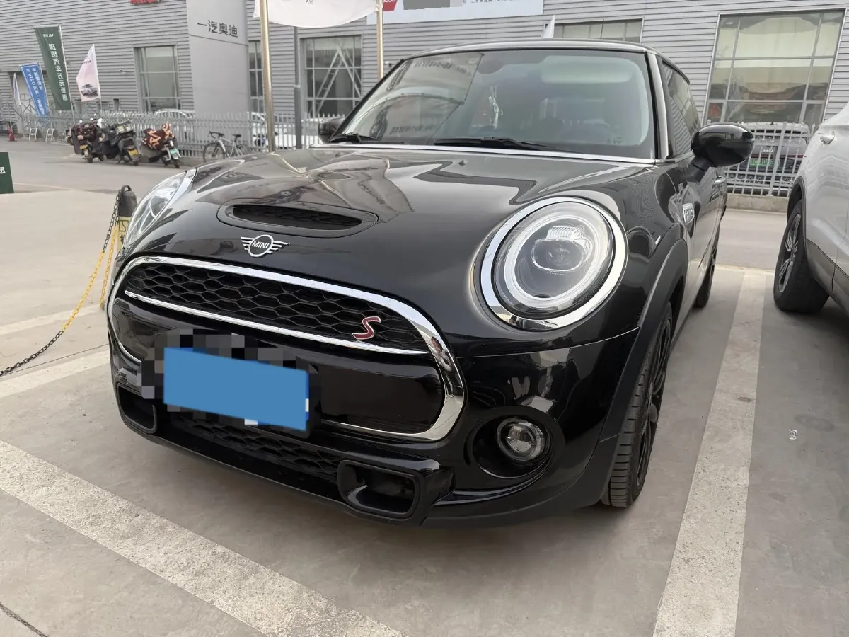 2019 MINI MINI 2.0T 192HP L4 7DCT,autocango,china used car exporter,china ev exporter,chinese used car exporter,chinese used ev exporter