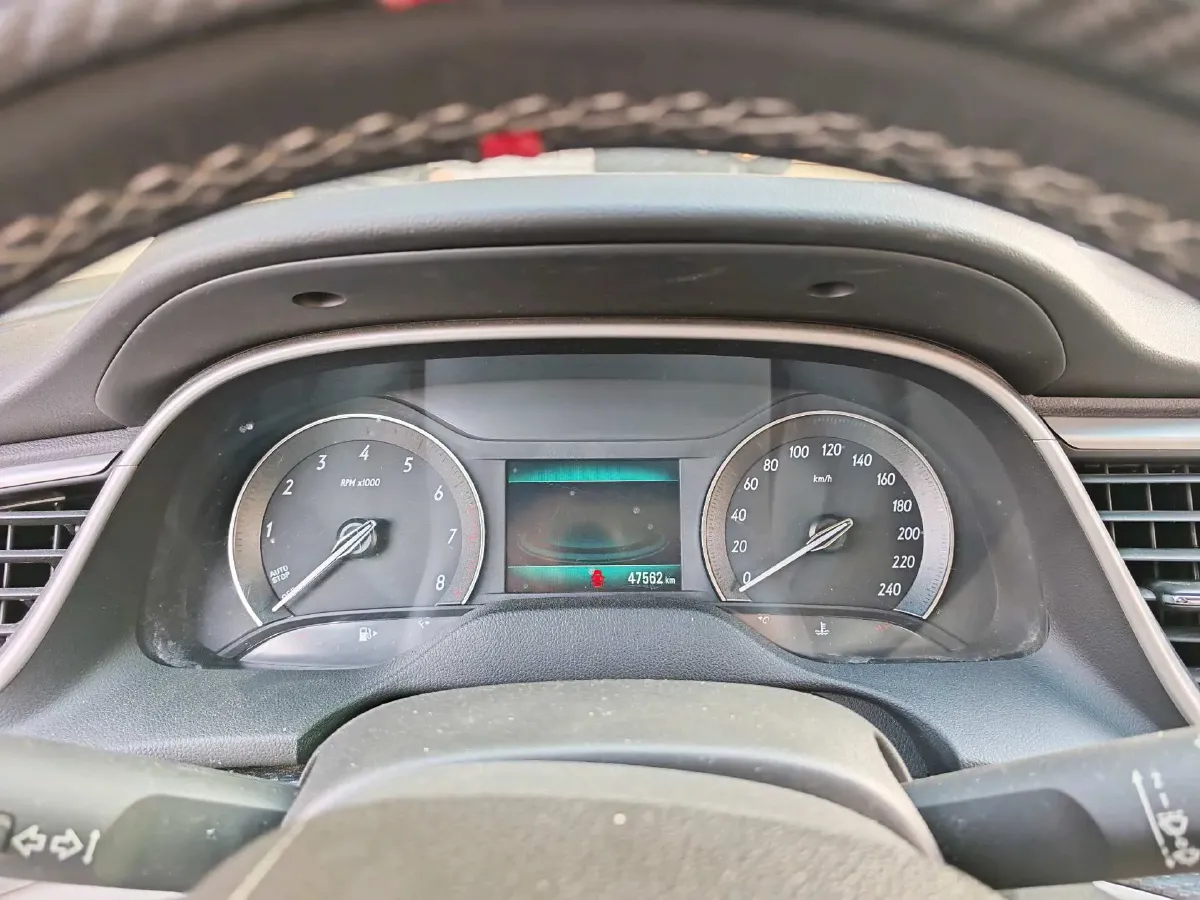 2019 Buick Excelle 1.0T 125HP L3 6DCT,autocango,china used car exporter,china ev exporter,chinese used car exporter,chinese used ev exporter