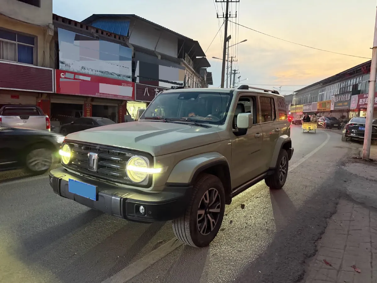 2023 Tank 300 2.0T 227HP L4 8AT,autocango,china used car exporter,china ev exporter,chinese used car exporter,chinese used ev exporter