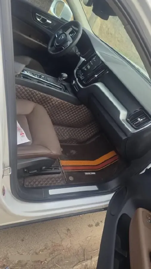 2019 Jeep Wrangler 2.0T 266HP L4 8AT,autocango,china used car exporter,china ev exporter,chinese used car exporter,chinese used ev exporter