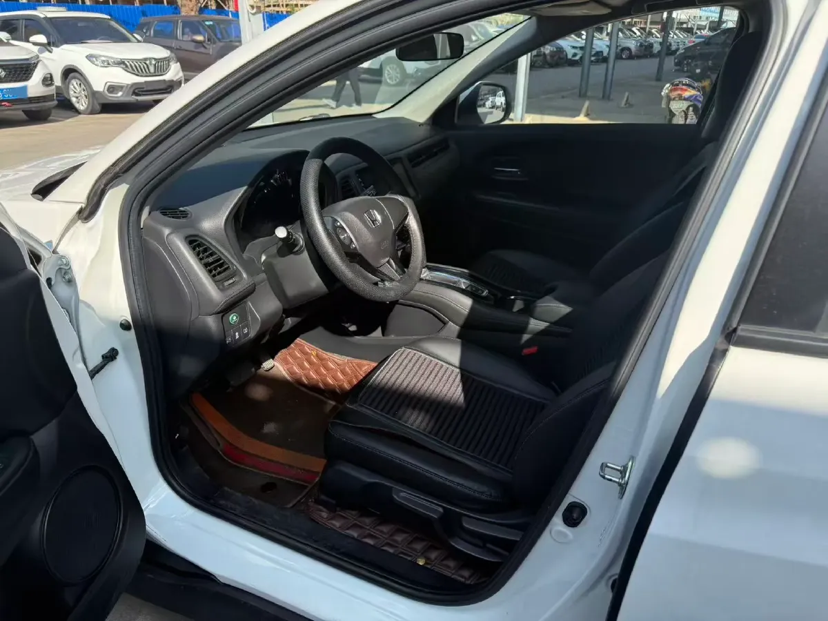 2020 Honda Vezel 1.5L 131HP L4 CVT,autocango,china used car exporter,china ev exporter,chinese used car exporter,chinese used ev exporter