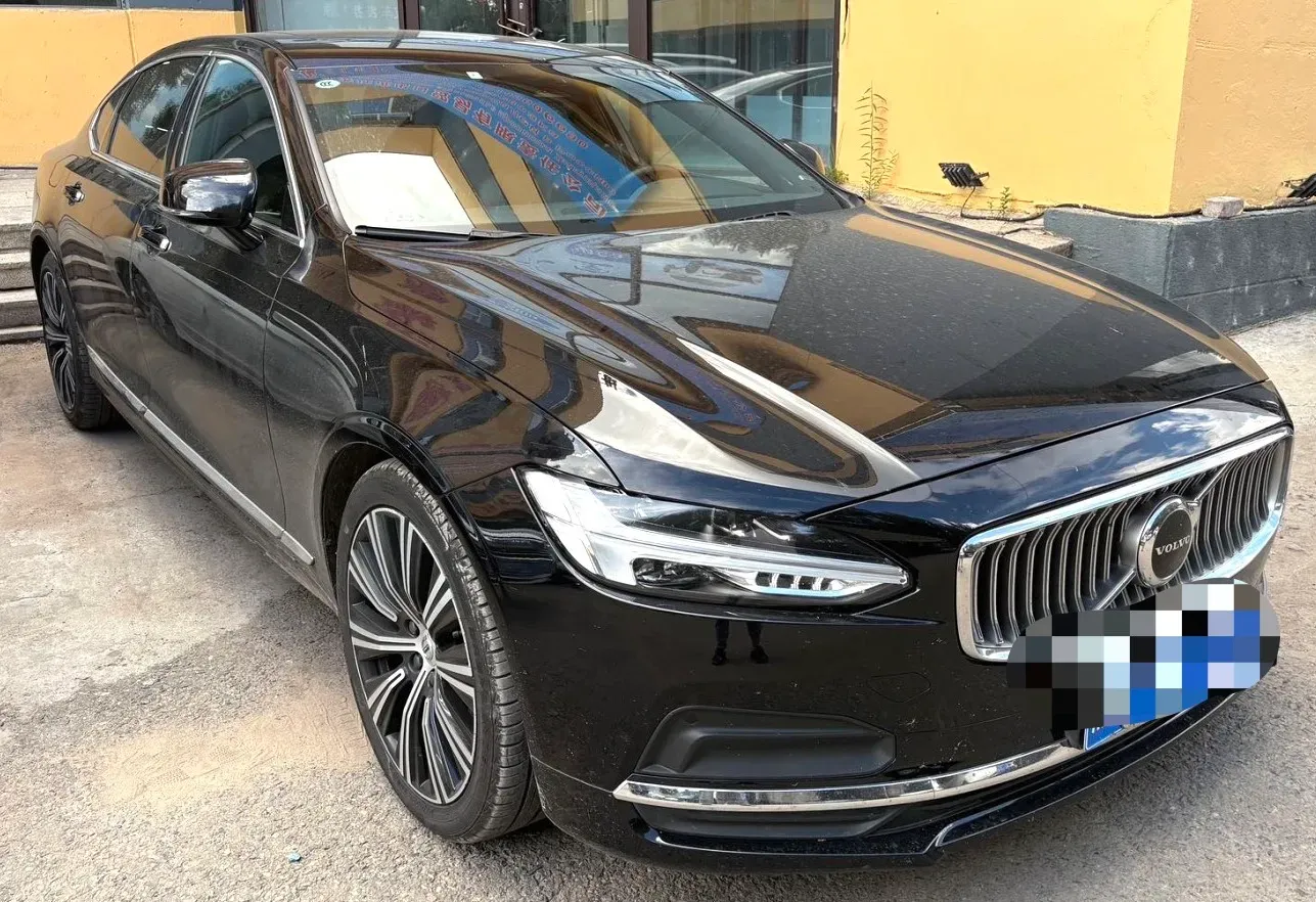 2023 Volvo S90 2.0T 250HP L4 8AT,autocango,china used car exporter,china ev exporter,chinese used car exporter,chinese used ev exporter
